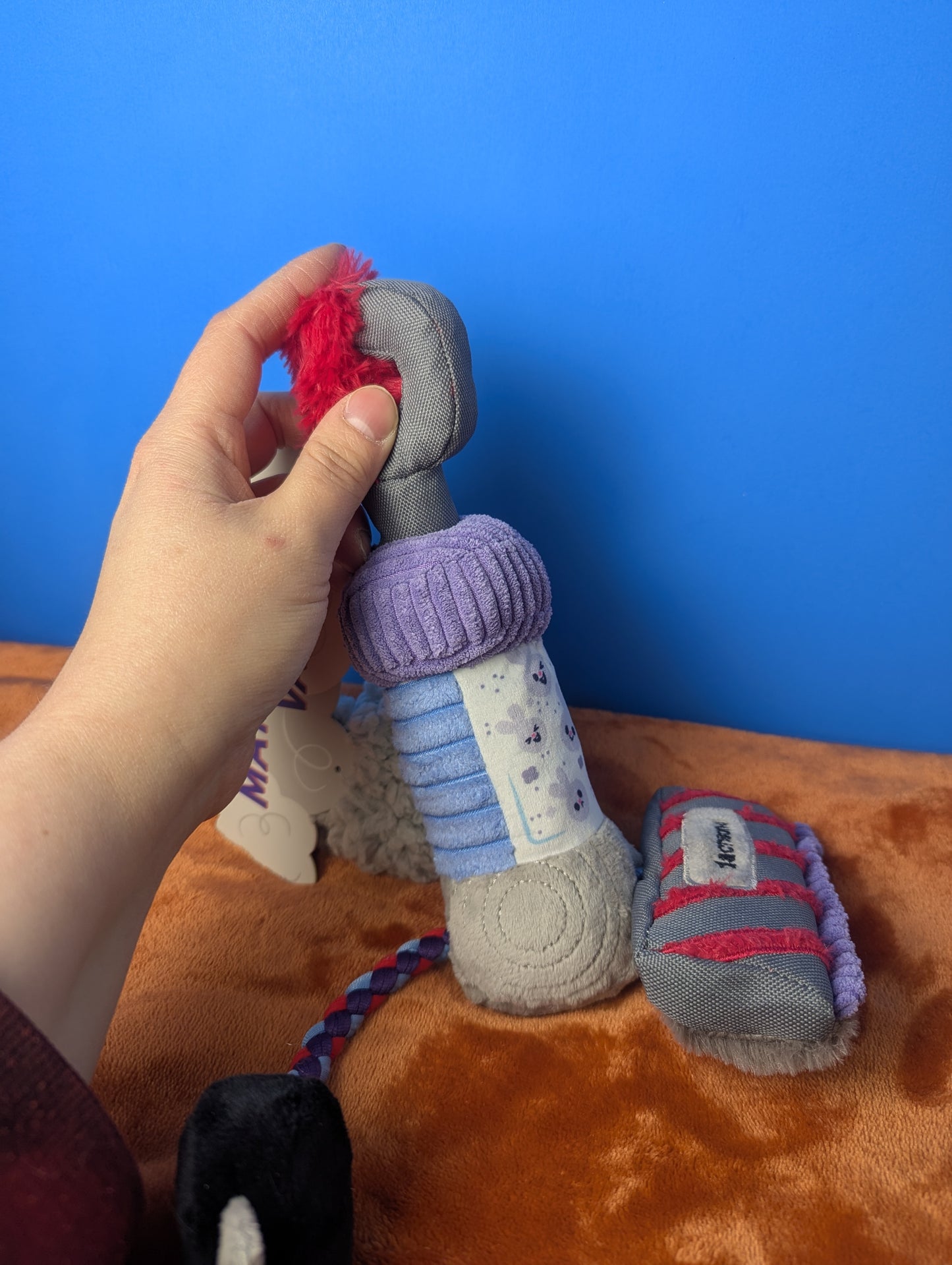 BarkBox Maytug Vacuum