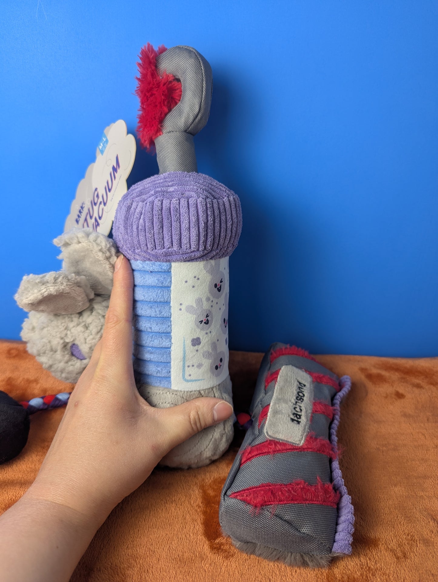 BarkBox Maytug Vacuum