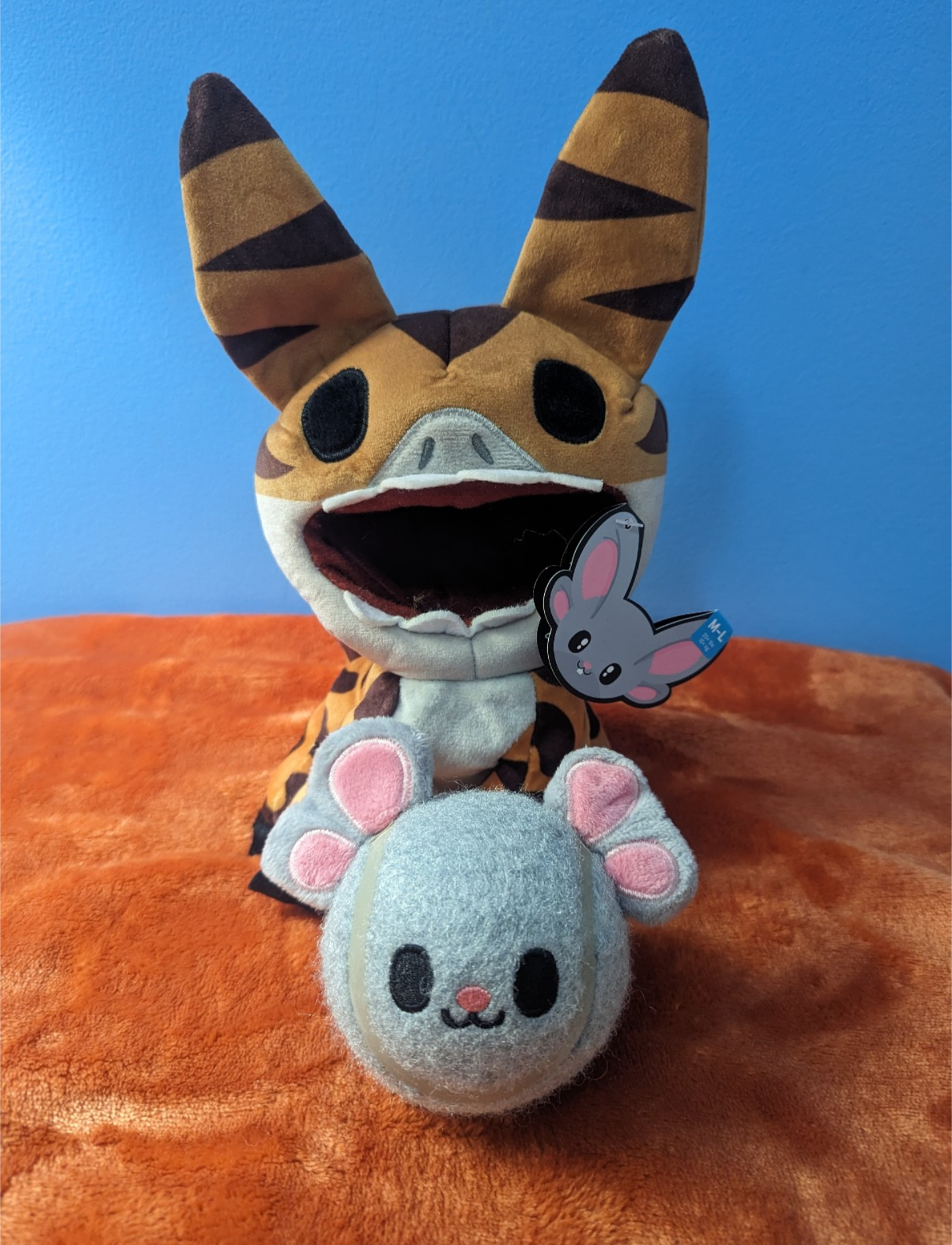 BarkBox Star Wars Loth Cat