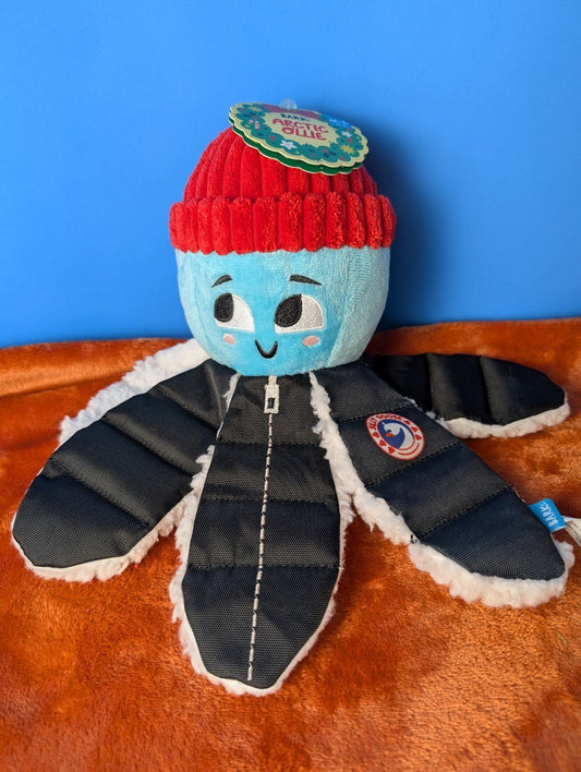 BarkBox Arctic Ollie
