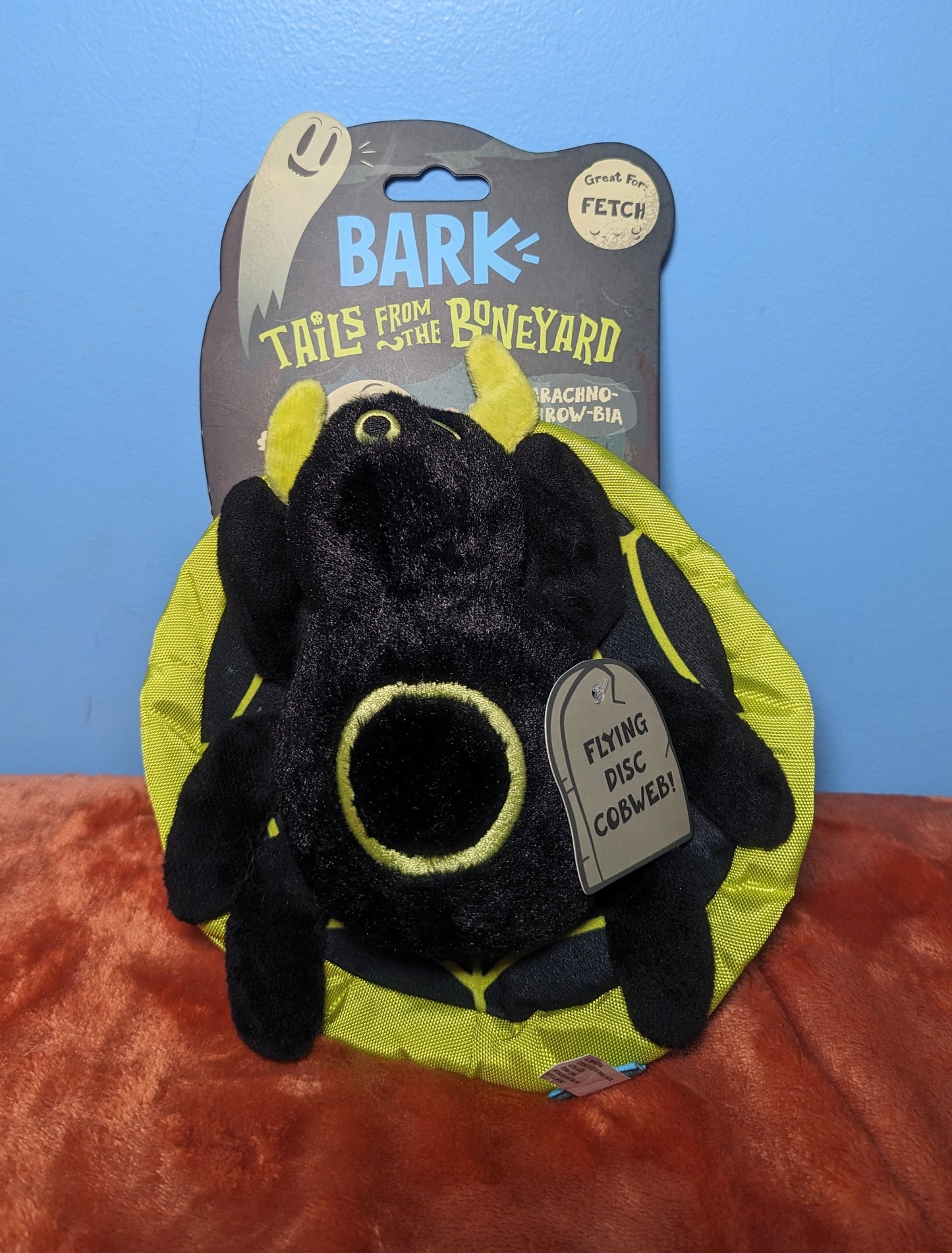 BarkBox arachno-throw-bia