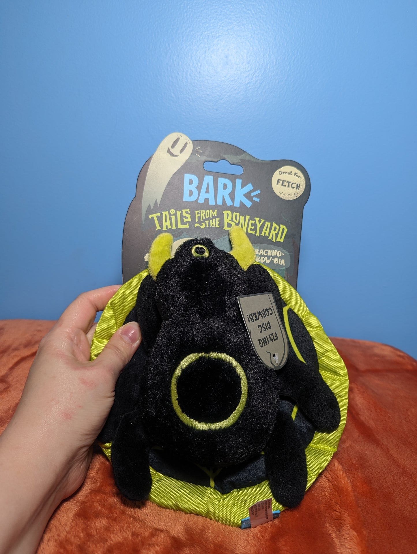 BarkBox arachno-throw-bia