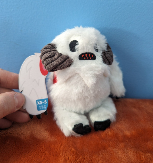 BarkBox Disarmingly Nice Wampa